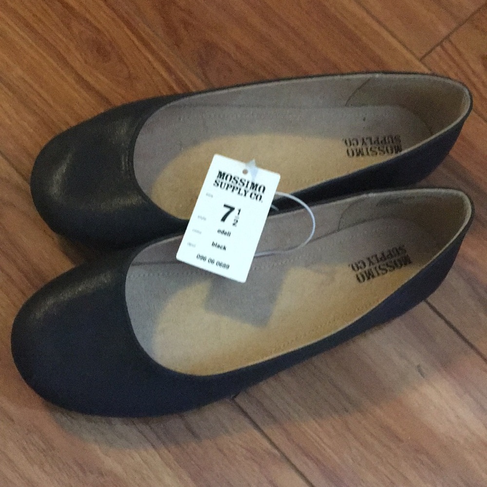 Mossimo Odell Black Flats Size 7.5